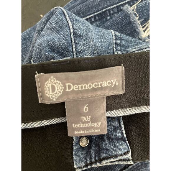 Democracy Jeans Women's 6 Raw Hem Straight Distressed - Picture 4 of 7